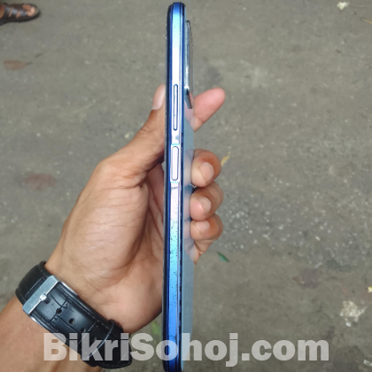Vivo y21